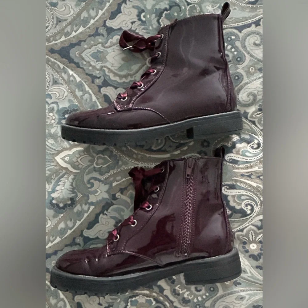 Old Navy Burgundy Patent Leather Combat Boots -size 3 girls